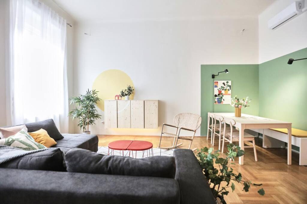 Unwind In Style W Sauna Dsgn 2Br Home Budapest Exteriör bild