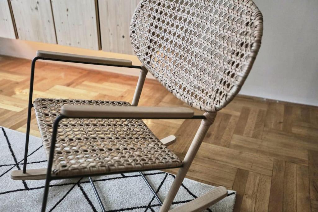 Unwind In Style W Sauna Dsgn 2Br Home Budapest Exteriör bild